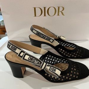 NEW Dior Cannage Mesh Pumps. Noir Size 39.5.